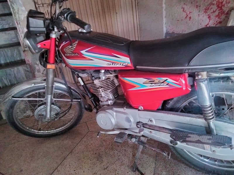 honda 125 2016 bank manger used in good condition 5