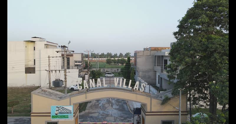 8 Marla Residential Plot for Sale in Canal Villas, Near Amin Town Faisalabad. 1