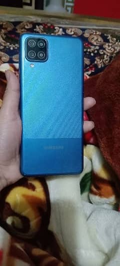 Samsung A12 only one hand use