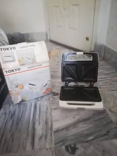 TOKYO Sandwich Toaster for Sale (Excellent Condition)