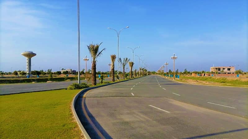 10 MARLA RESIDENTIAL PLOT FOR SALE POSSESSION UTILITY CHARGES PAID MB PAID LDA APPROVED IN G-6 BLOCK PHASE 4 BAHRIA ORCHARD LAHORE 3