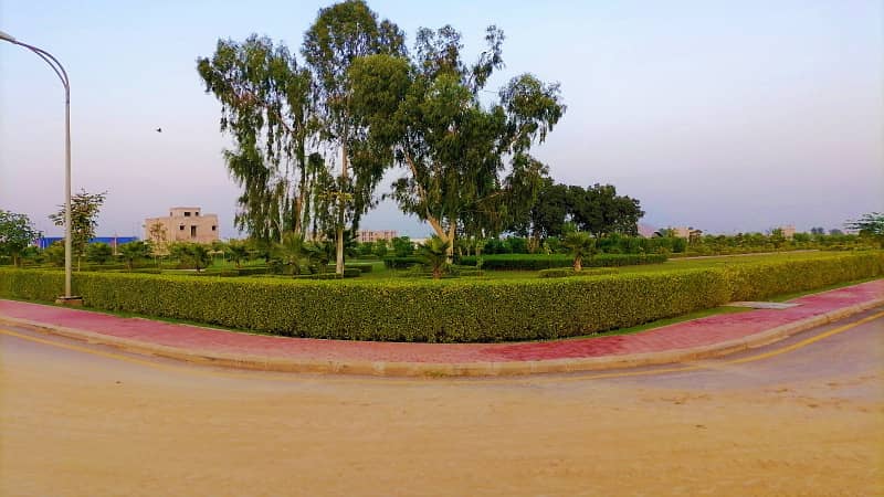 10 MARLA RESIDENTIAL PLOT FOR SALE POSSESSION UTILITY CHARGES PAID MB PAID LDA APPROVED IN G-6 BLOCK PHASE 4 BAHRIA ORCHARD LAHORE 4