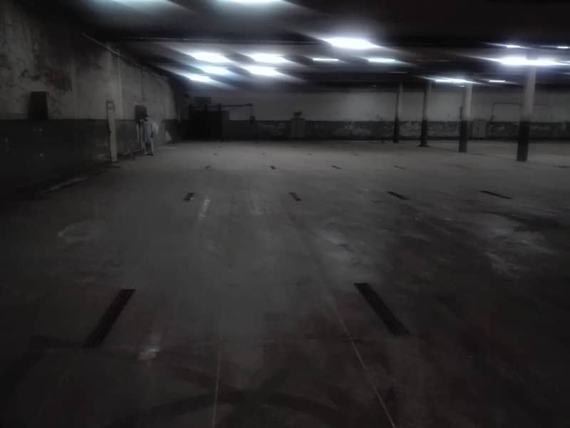 Warehouse, Storage Space, 200000 Sq Feet Covered Area Vacant For Rent At Main Multan Road. 25