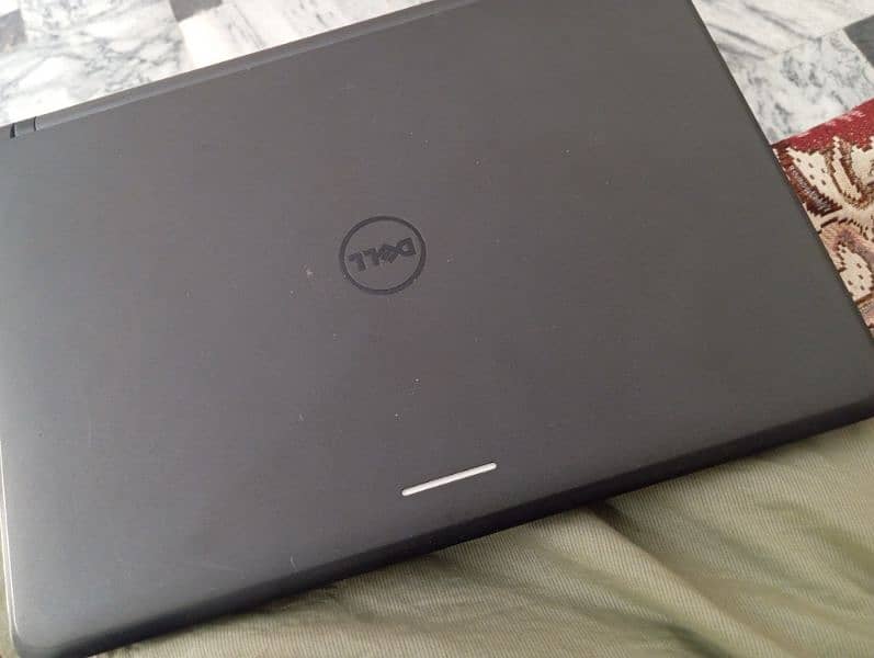 Dell Laptop For Sale 5th generation 1