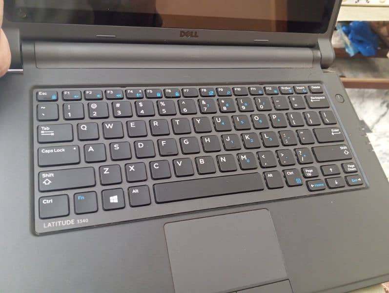 Dell Laptop For Sale 5th generation 3