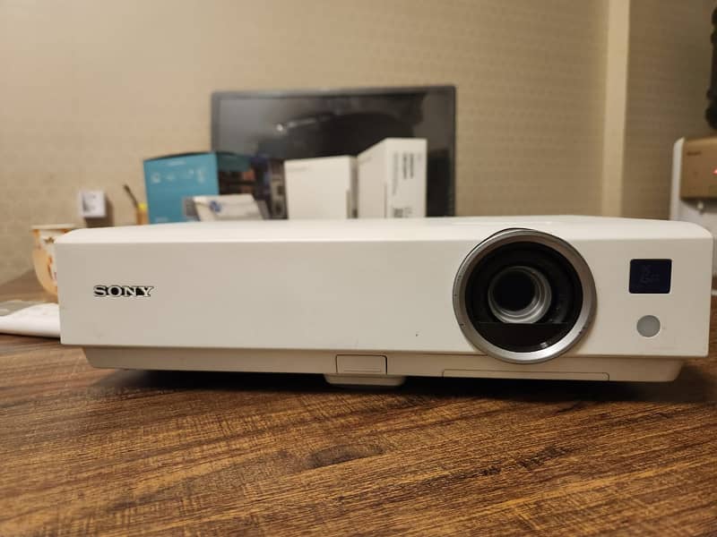 Used & New Projectors 10