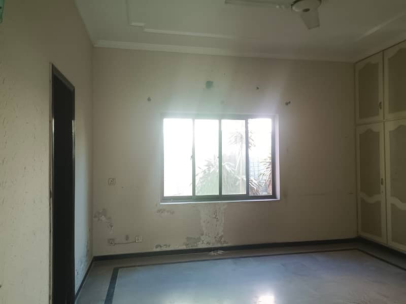 Separate Gate Kanal Upper Portion Available For Rent in DHA Phase 4 Block DD 19