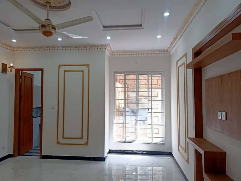 Brand New 10 Marla House For Sale In Faisal Town - Block C Lahore 4