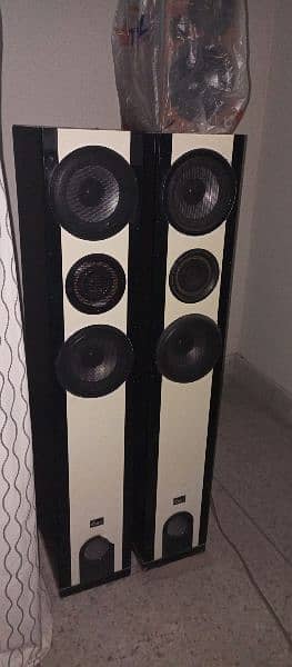 Branded Sound Systems/ home theater/ speakers, yamaha, Carl's Bro, RCA 15