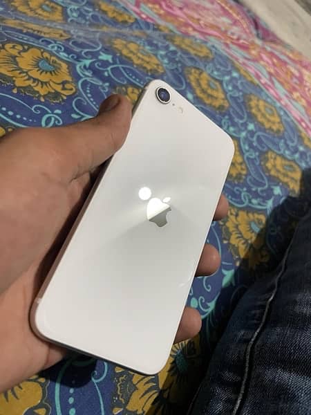 PTA Approved iPhone SE 2020 64GB 1