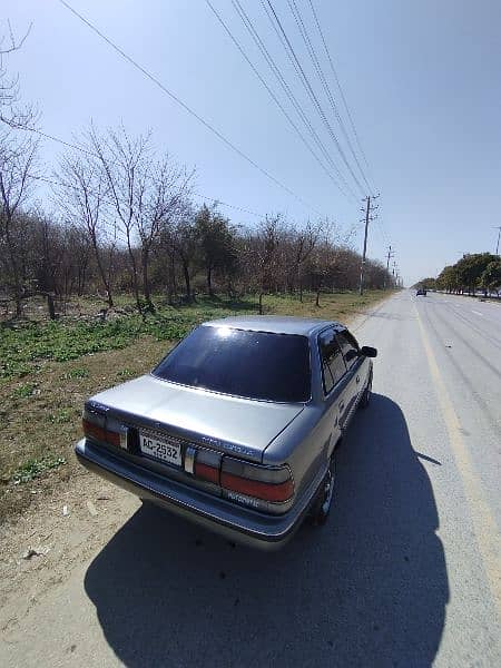 Toyota Corolla  1989 13