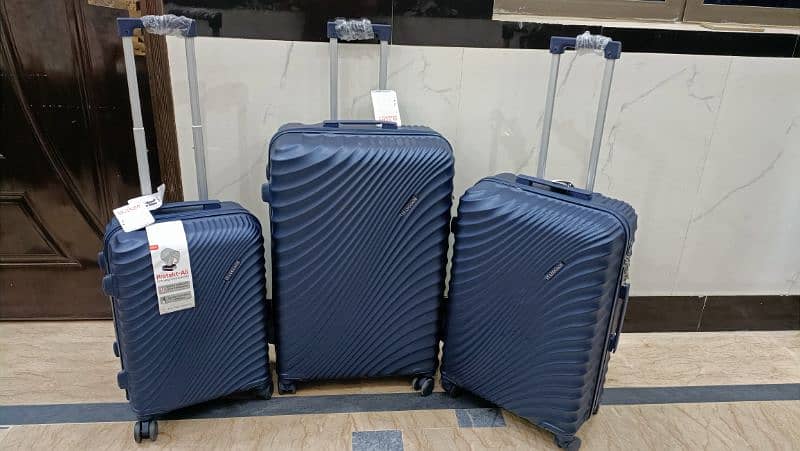 Luggage bags/ travel suitcases/ trolley bags/ travel trolley/ attachi 14