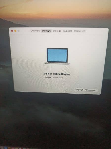 MacBook Pro 2015 mid retina display lush condition 3