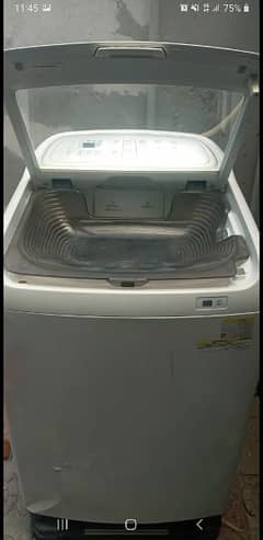 Automatic top load 13 kg washing machine(negotiable)