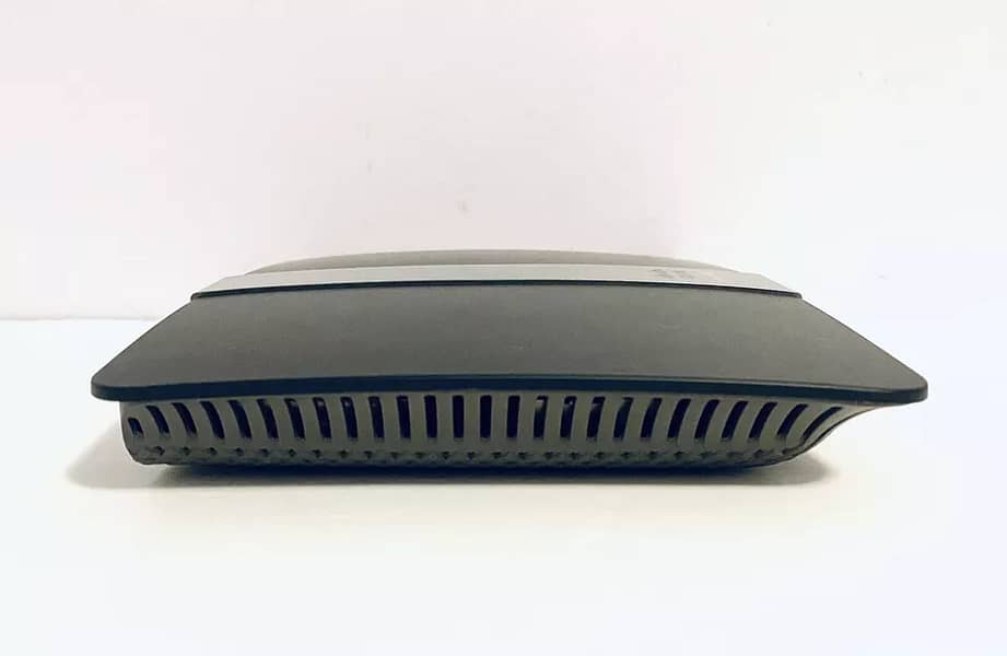 Linksys E4200 |Dual-Band wireless Router | AC750 Gigabit Router (USED) 4
