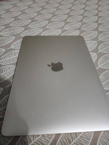Macbook 2015 12 inch Gold 1