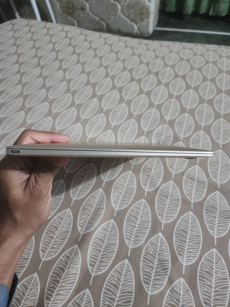 Macbook 2015 12 inch Gold 3