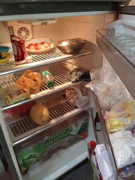 refrigerator good condition 5