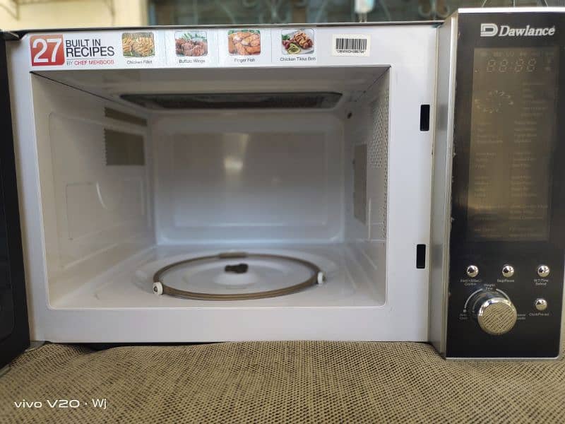 Dawlance DW 131 HP
Grilling Microwave Oven 1