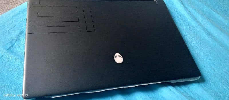 Gaming Laptop | Alienware m15 R7 3
