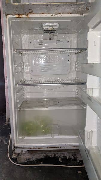 refrigerator for sell model Dawlance 4
