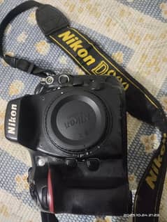 Nikon D800 36 megapixel full frame with 50mm 1.8 lens