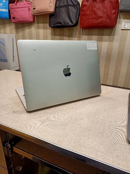 apple macbook Air 2020 m1 chip space grey 1