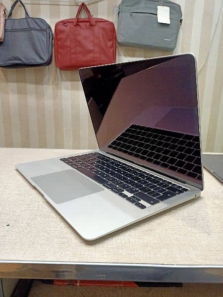 apple macbook Air 2020 m1 chip space grey 4