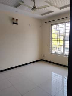 4 Marla tile flooring full house for rent in G. 13/1 0