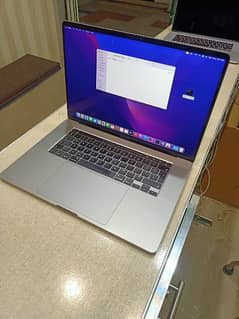 apple MacBook pro retina display 2019 core i7 16/512 16inch 0