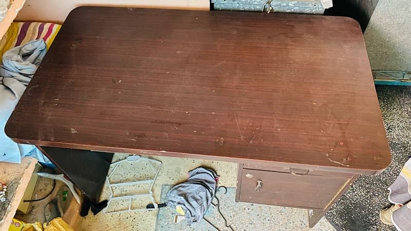 wooden computer table for sale 3