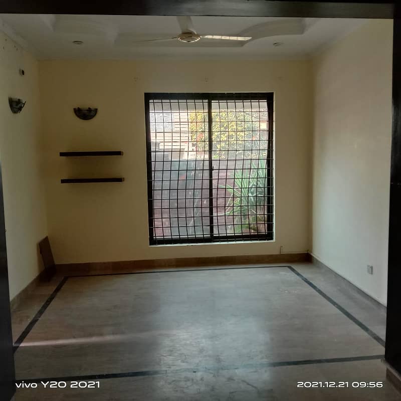 5 Marla beautiful house for sale in prime location 23