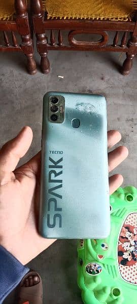 Tecno spark 7  4/64 with box charger 3
