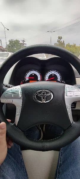 Toyota Corolla Altis 2012 14