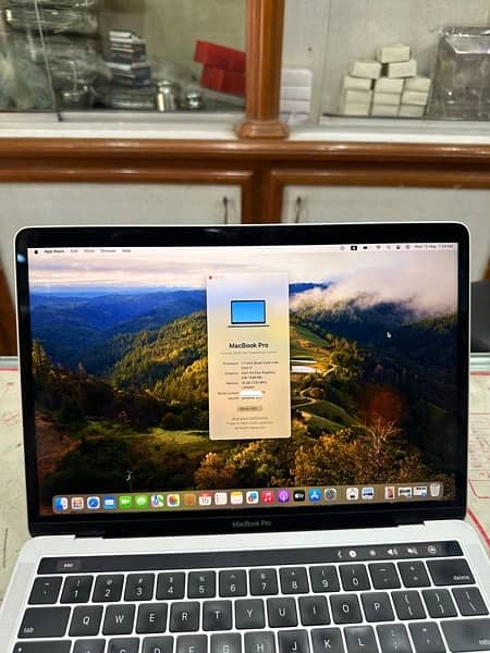 MacBook Pro late 2019 16/256gbCore i7 13 inches touchbar Apple Laptop 7