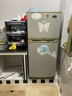 dawlance refrigerator good condition