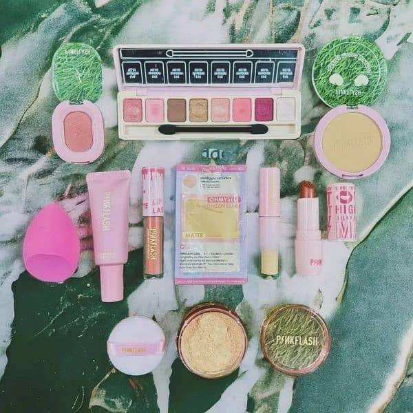 Pink flash 10 items makeup deal 1