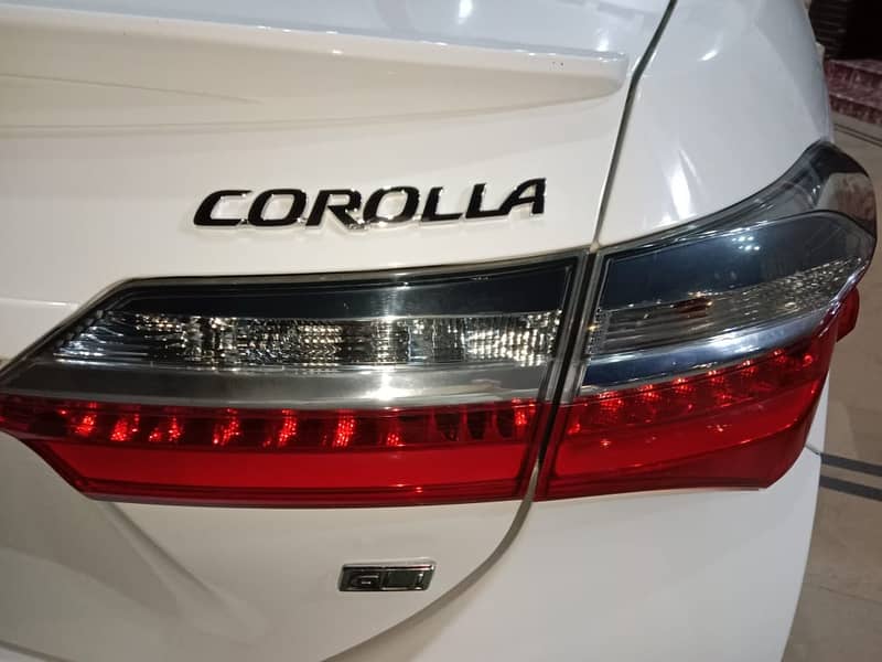 Toyota Corolla Gli 2020 Model 10