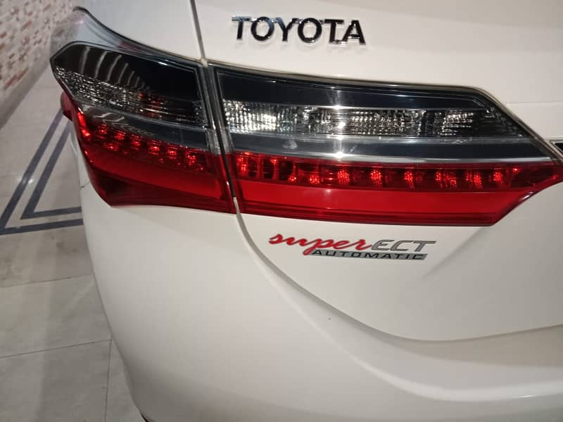 Toyota Corolla Gli 2020 Model 12