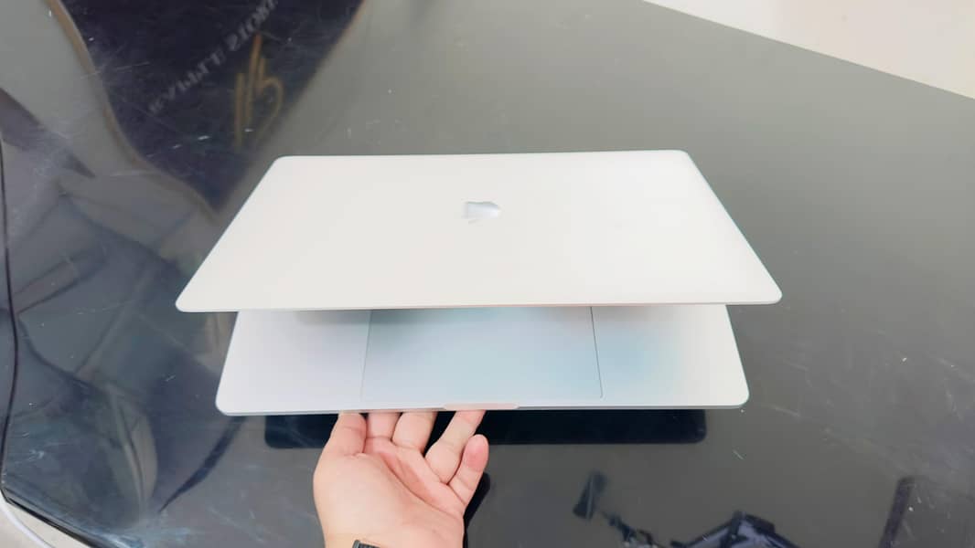 Apple MacBook Pro 2018 16/512 with Box 15'' 3
