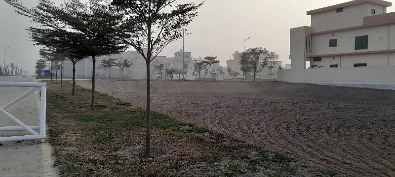 A Prime Location 3 Marla Commercial Plot Has Landed On Market In Park View City - Jasmine Block Of Lahore 2