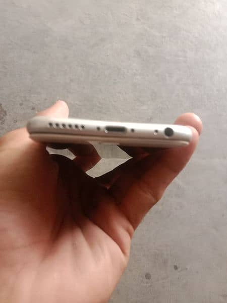 iPhone 6  bypass 64 GB finger nhi chalta 4