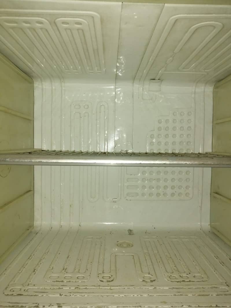 Dawlance fridge for sale 6