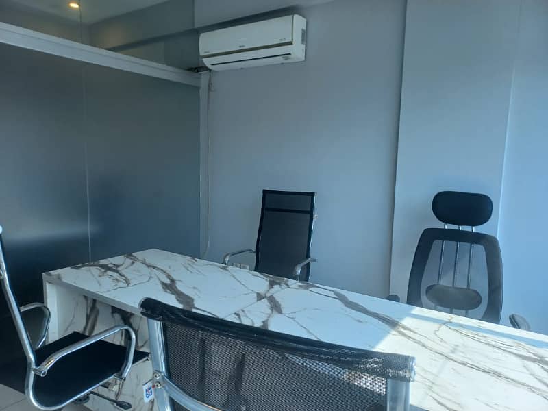 DEFENCE NEAR 26 STREET FULL FURNISHED OFFICE FOR RENT 24 TIMES WITH LIFT GENERATOR WITH CUBICLE WORK STATION AC 25 PERSON EASY SETTING BEST FOR IT CALL CENTER 4