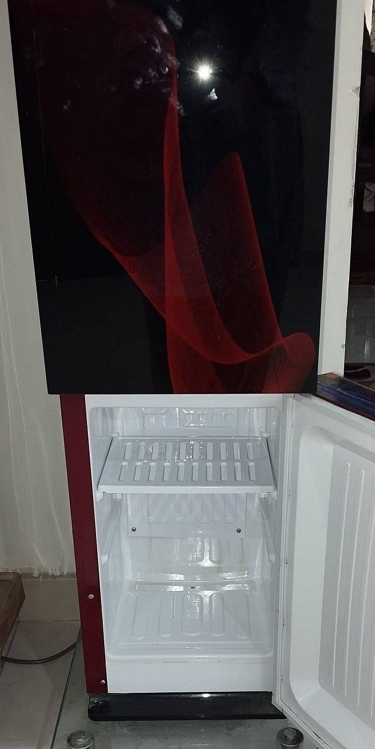 New Orient 3 Tap Crystal glass door Water Dispenser 1