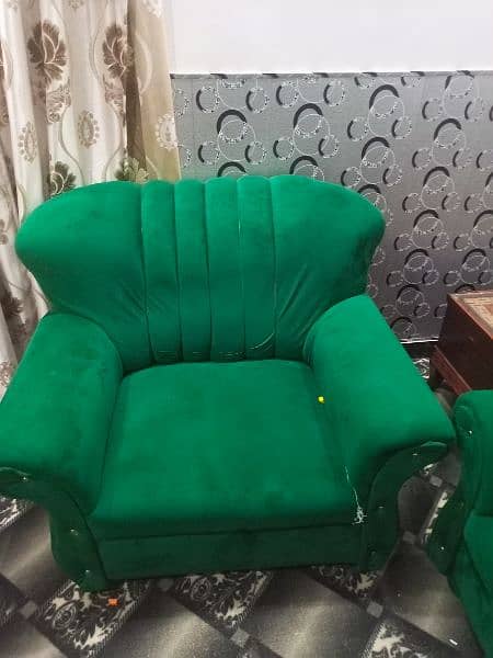 7 Seater sofa set For sale Very Good Condition 1