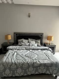 Double bed / bed set / Side Table /king size bed/dressing table