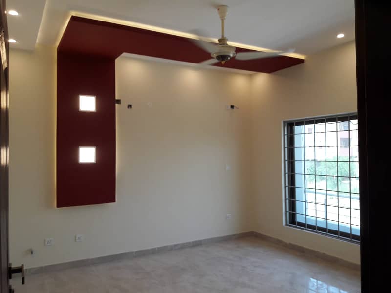 13 marla upper portion for rent in media town 4