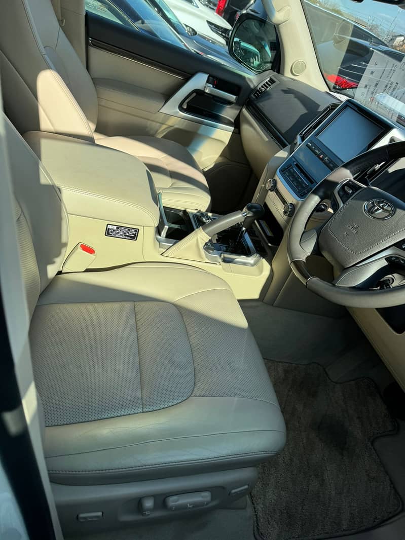 Toyota Land Cruiser ZX 2019 6