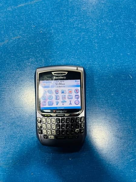 Nokia N73 Good Phone & Balackberry Phone 6